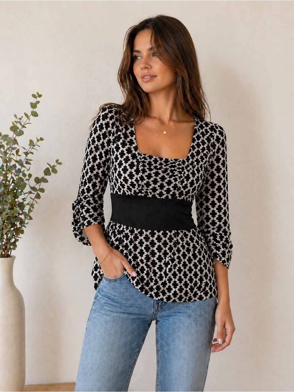 Studio M Black & White Patterned Peplum Top Size Small